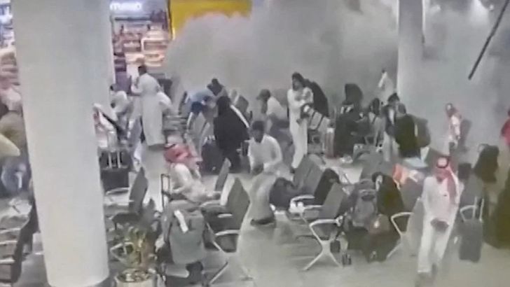 https://salarnews.in/public/uploads/images/newsimages/maannewsimage22102026_175119_dammam airport attack.jpg